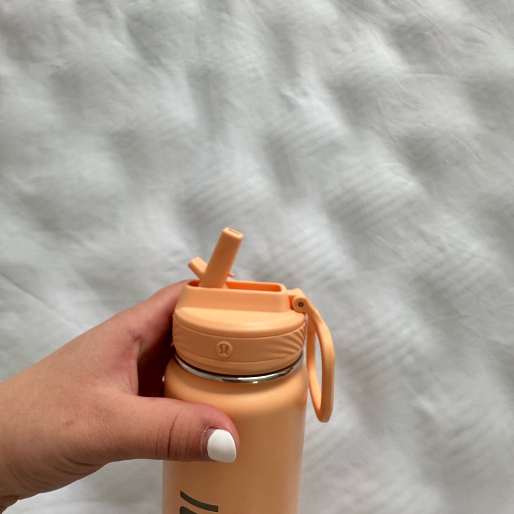Lululemon Water Bottle - Picture 5 of 5
